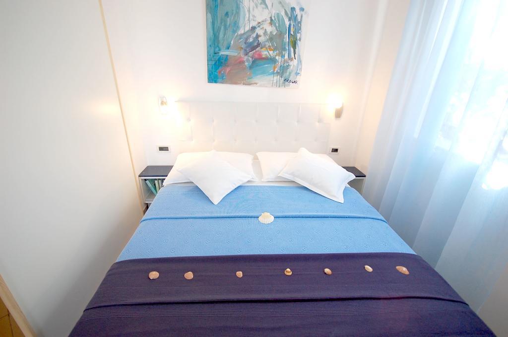 Apartment Zlatica By El-Pi Tours Malinska Esterno foto